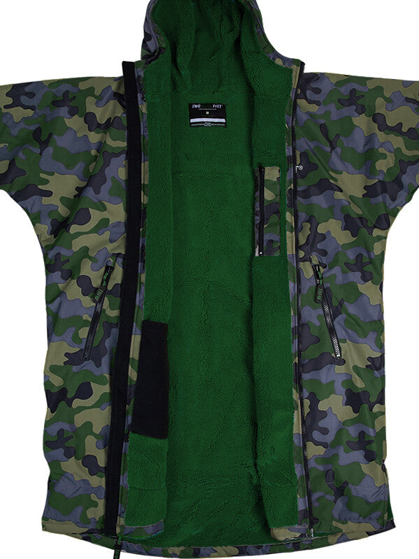 Changing Robe - Adults Camo Pattern - with Changing Mat